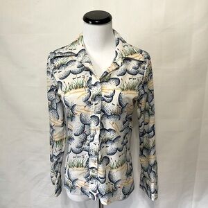 Vintage 1970’s print blouse with exaggerated collar Size medium